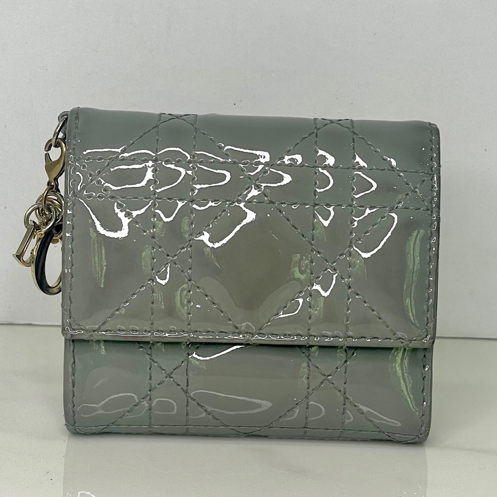 Auth CHRISTIAN DIOR Lady Dior Gray Trifold wallet  with Dior Charm